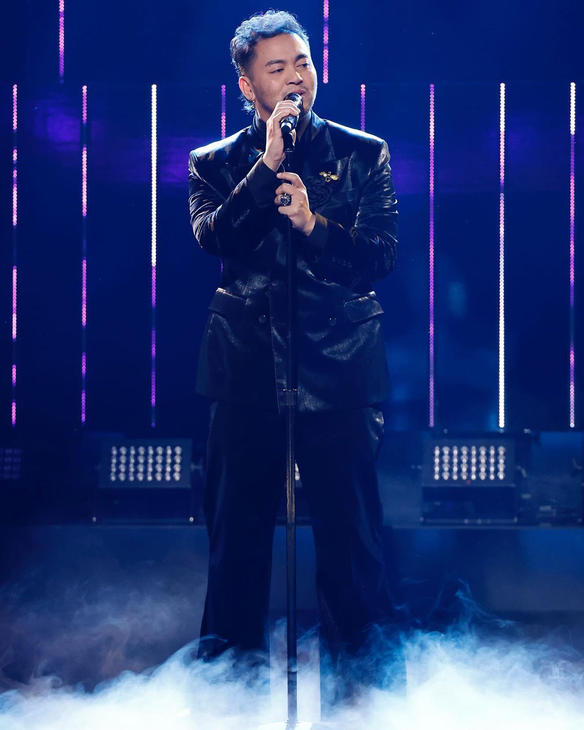 sofronio vasquez singing in the voice