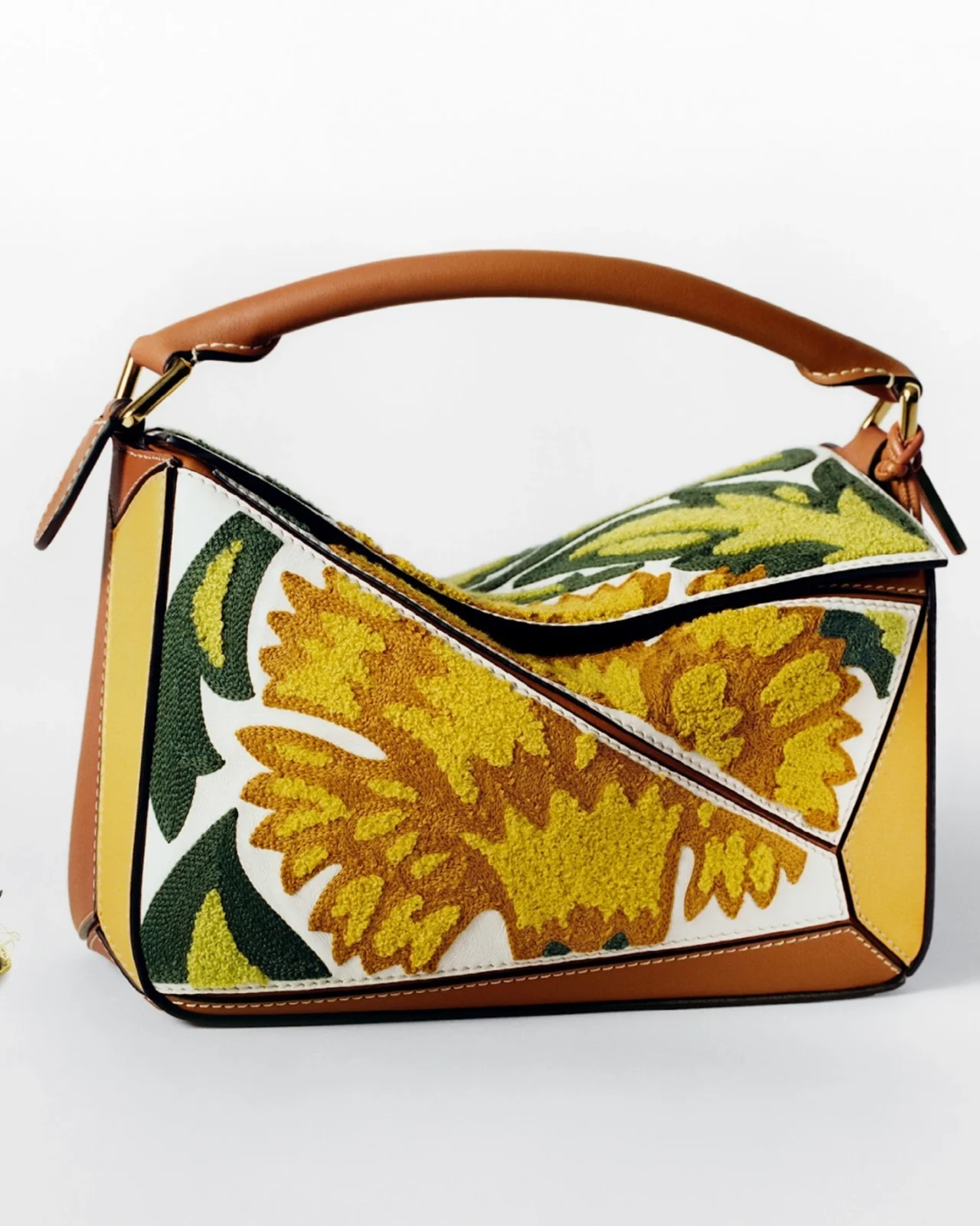 LOEWE PUZZLE BAG WILLIAM DE MORGAN REEDITION