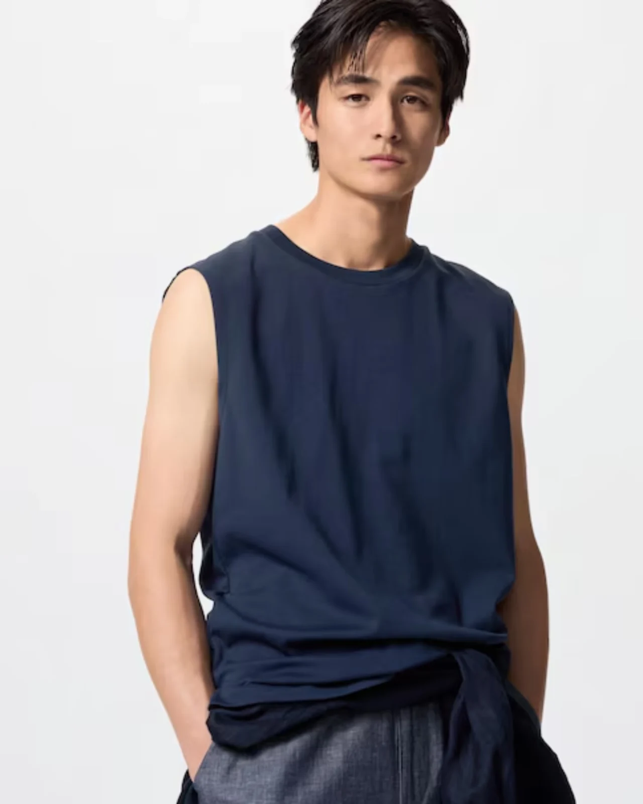 UNIQLO AIRism Cotton Sleeveless T-Shirt