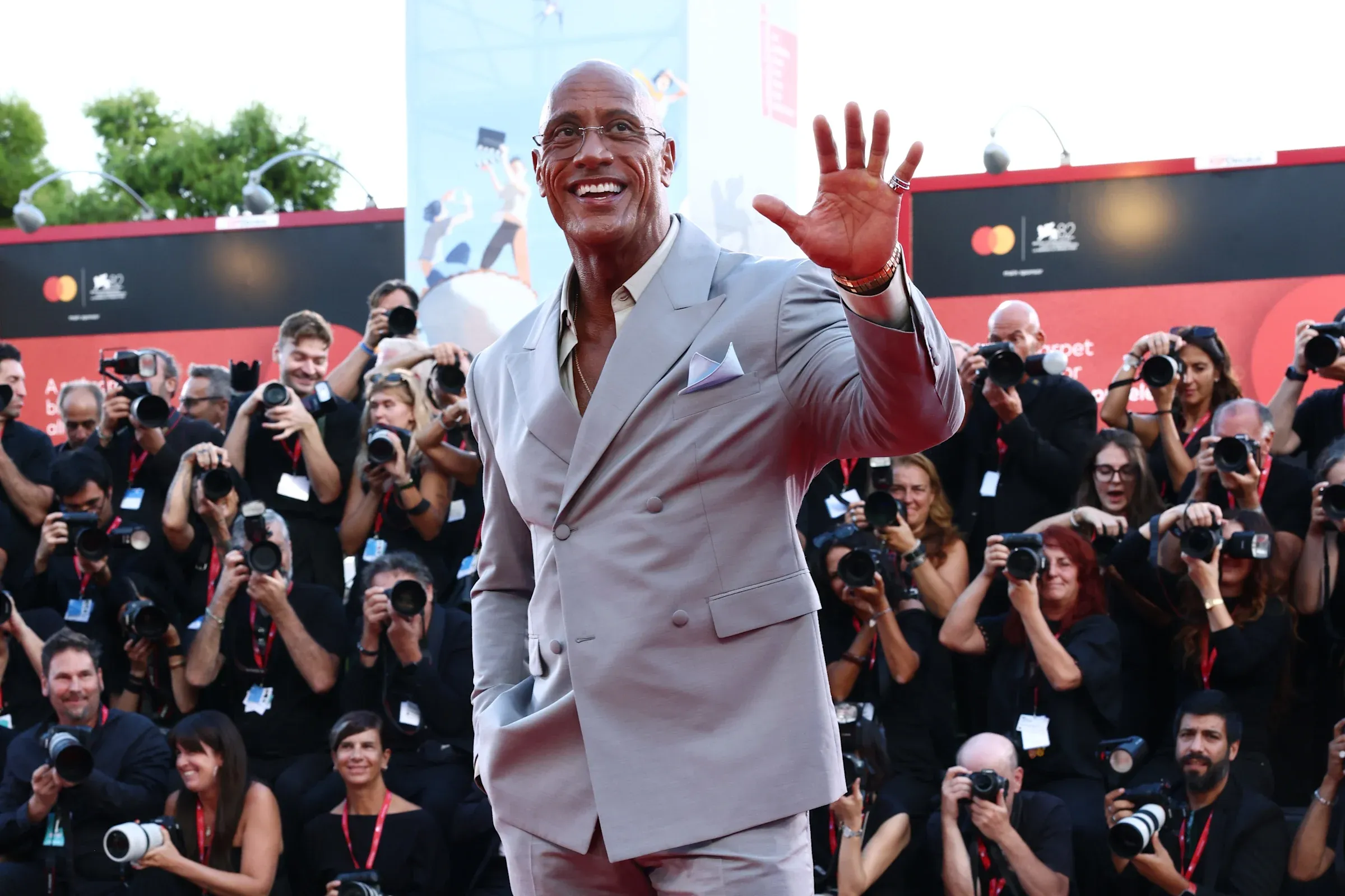 DWAYNE JOHNSON