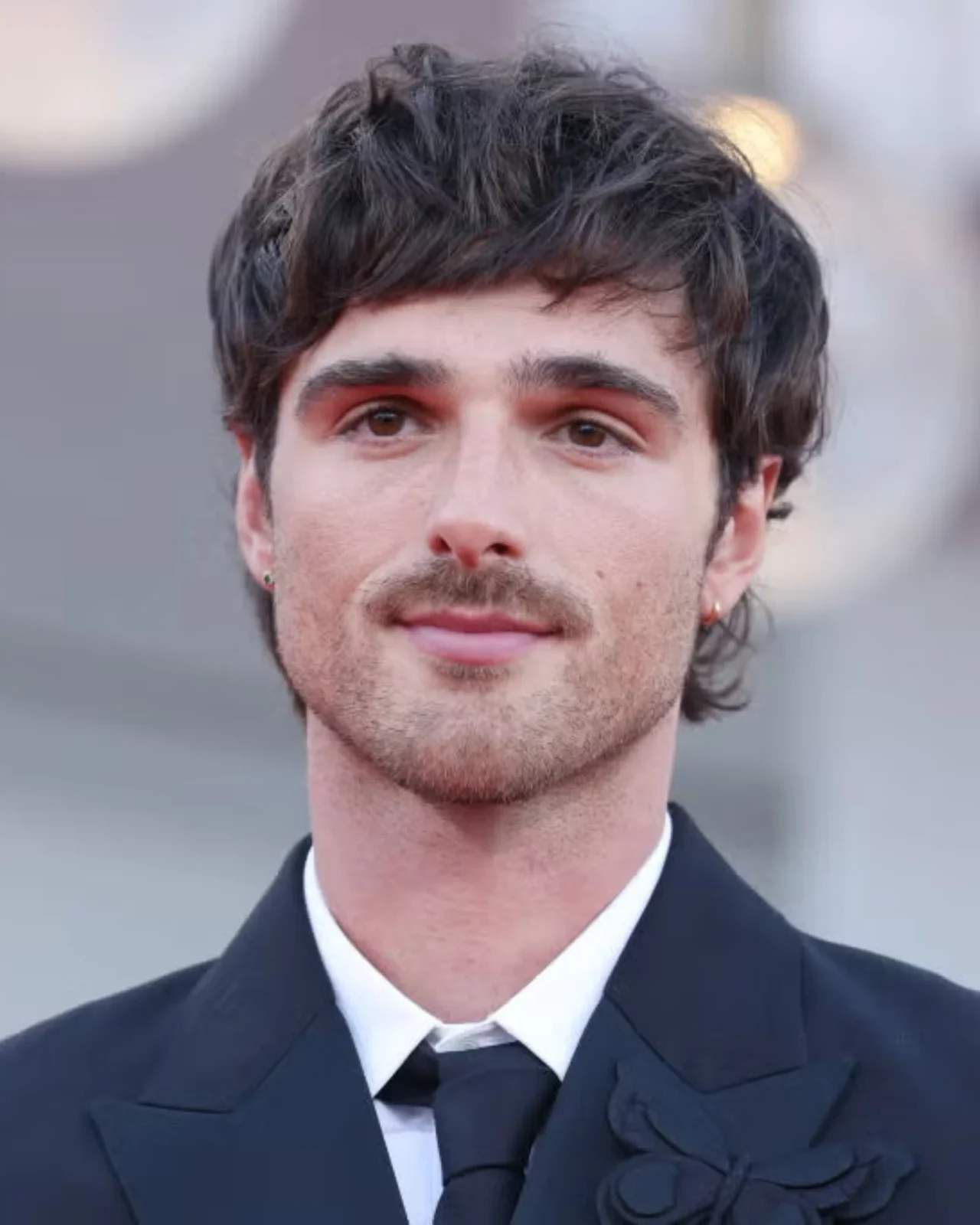 JACOB ELORDI MOD CUT