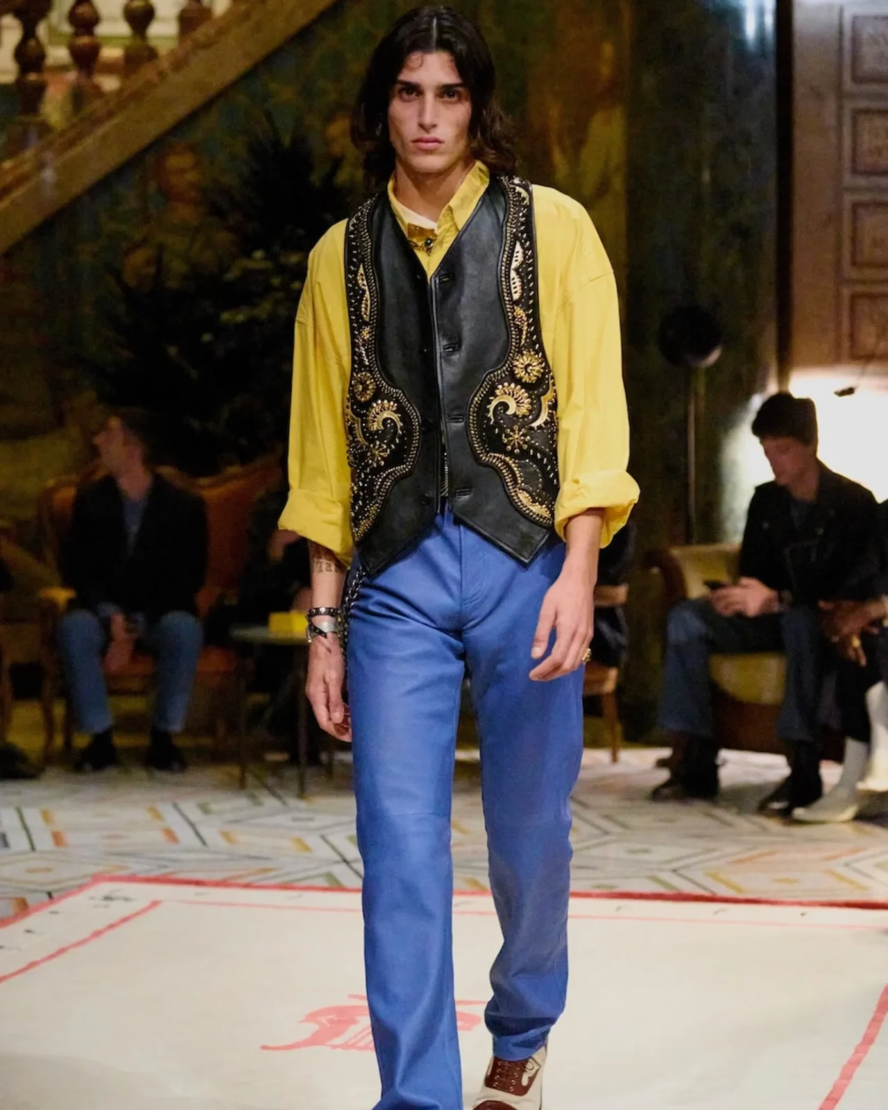 DARIO VITALE VERSACE