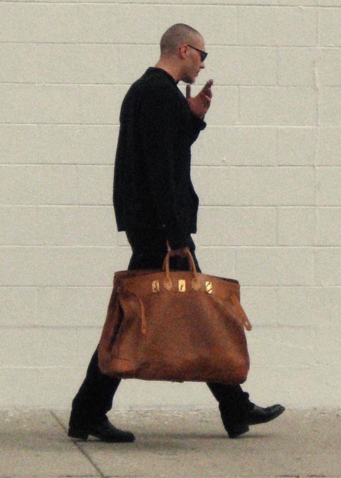 BAGS STATUS SYMBOLS