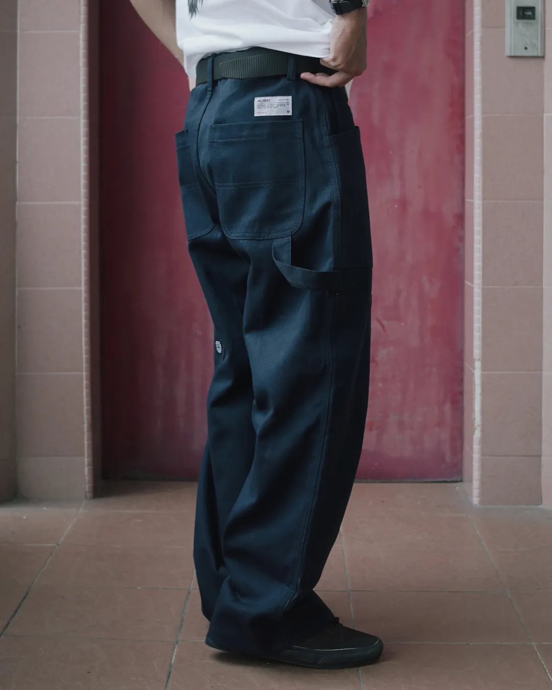 aku design carpenter pants