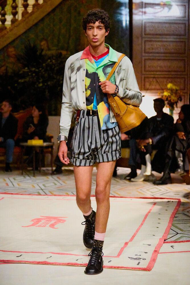 dario vitale versace show