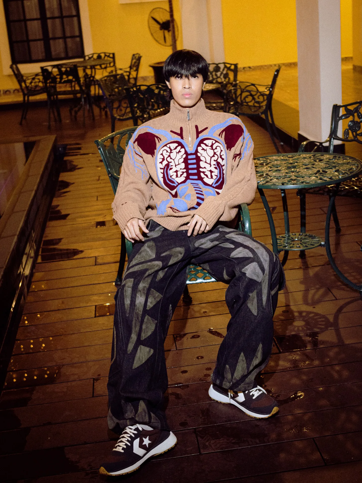 neonate sweater