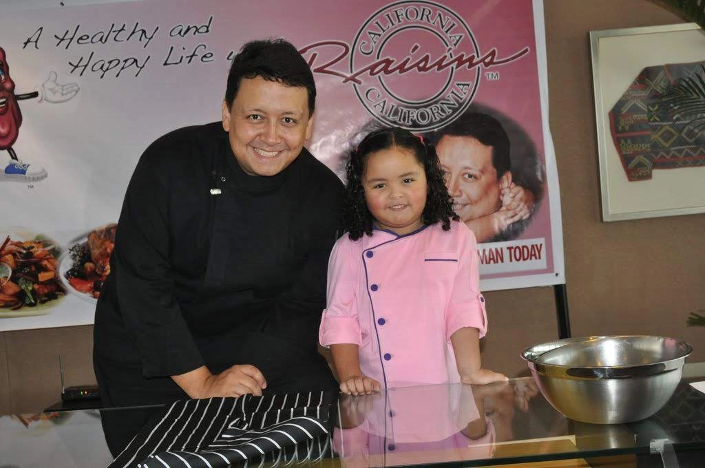 Culinary demonstration for children along with his daughter Sofia