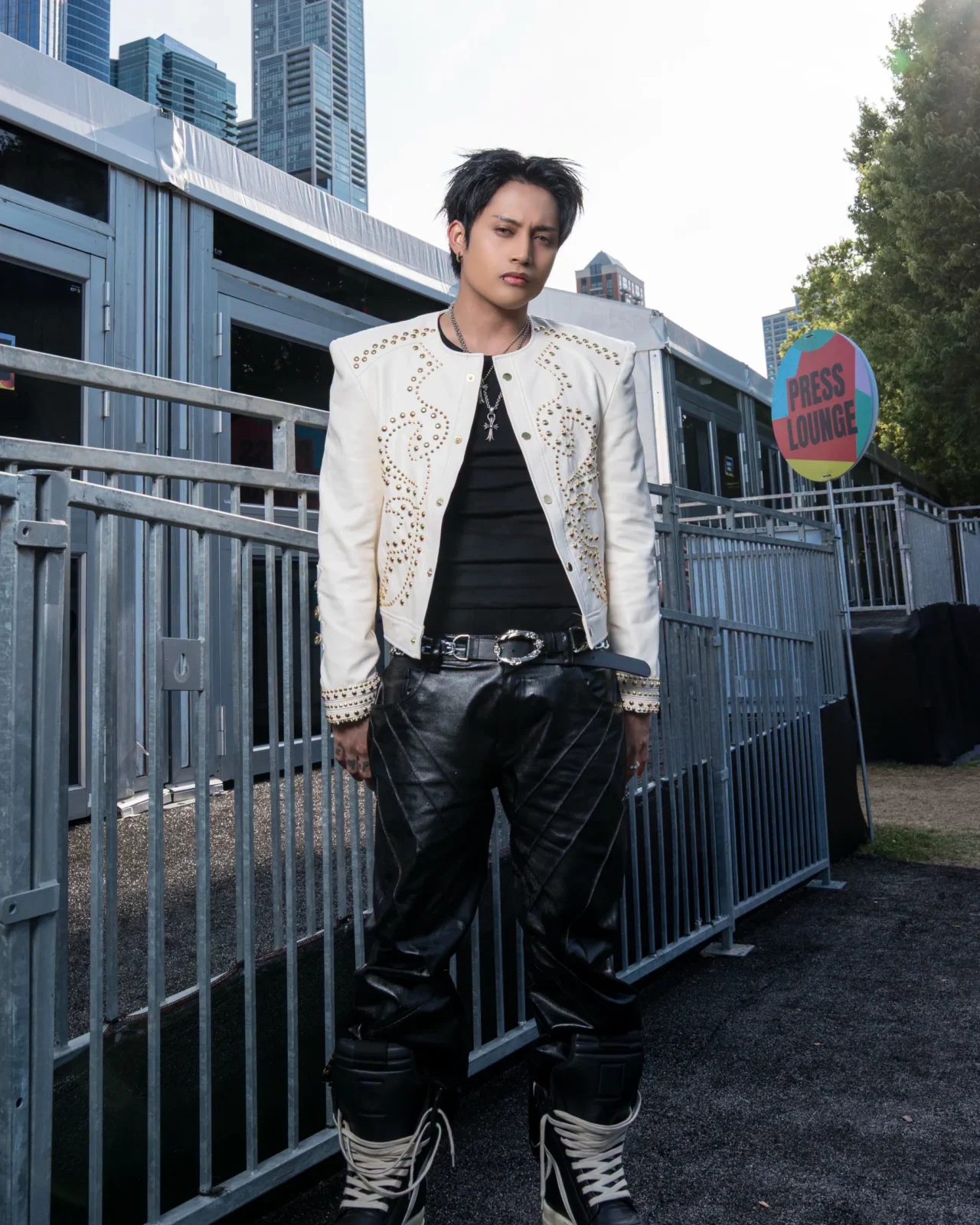 KEN SB19