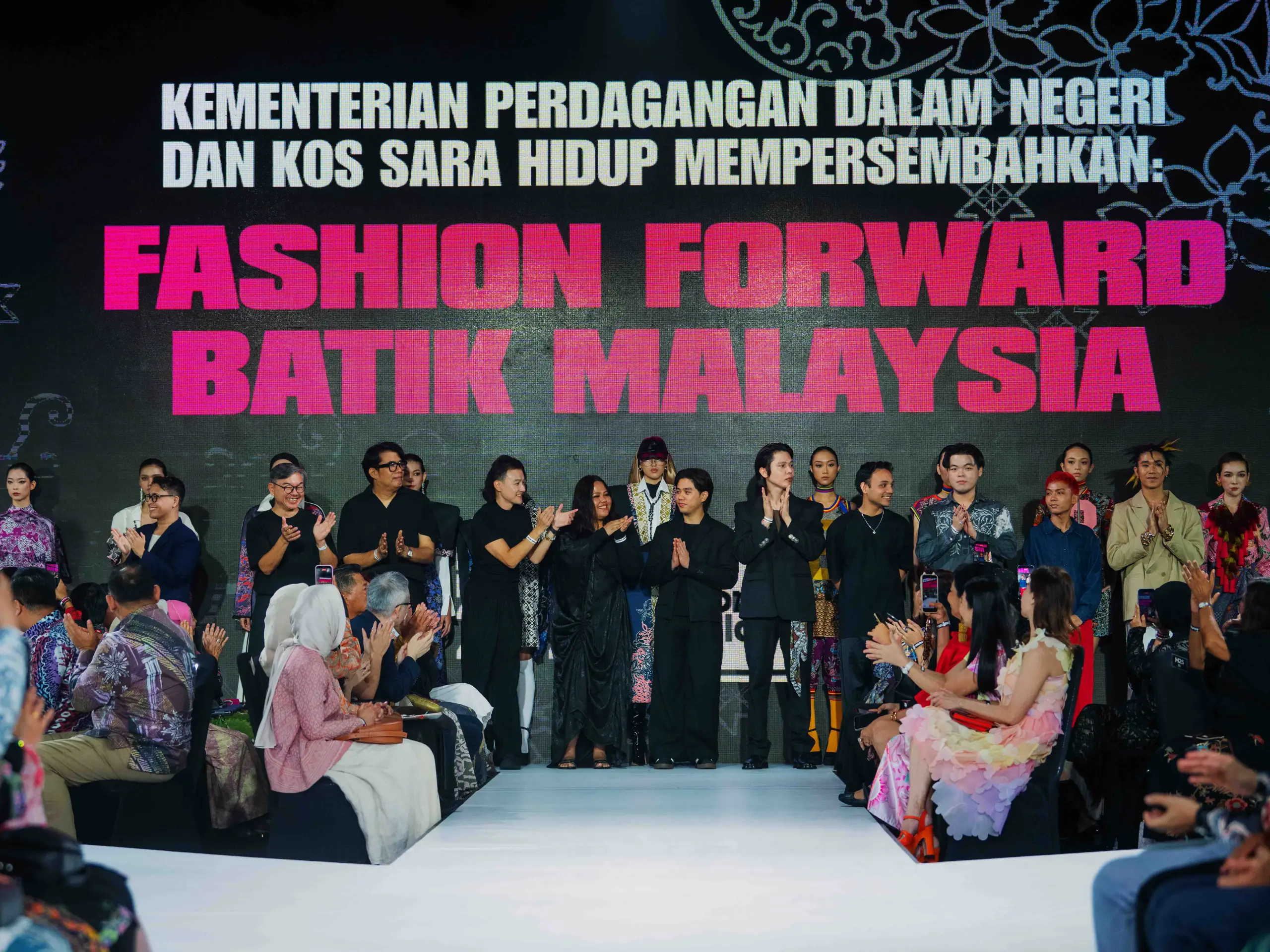 Fashion Forward Batik Malaysia